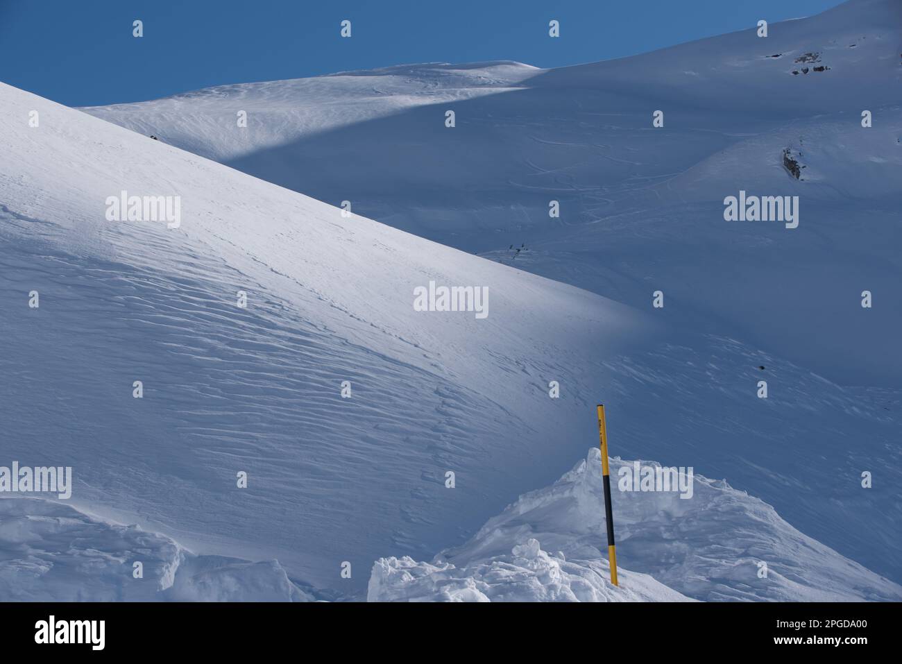 il paesaggio innevato delle dolomiti, la neve e la sua bellezza, quota il turismo d'alta. Banque D'Images