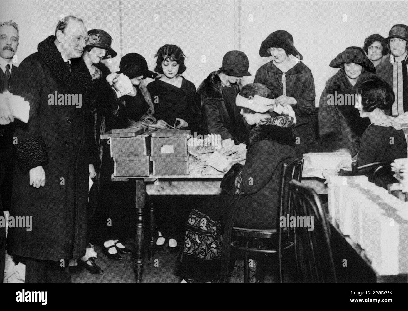 Winston Churchill: L'élection partielle de Westminster de février 1924. Dépouillement des bulletins de vote. Banque D'Images