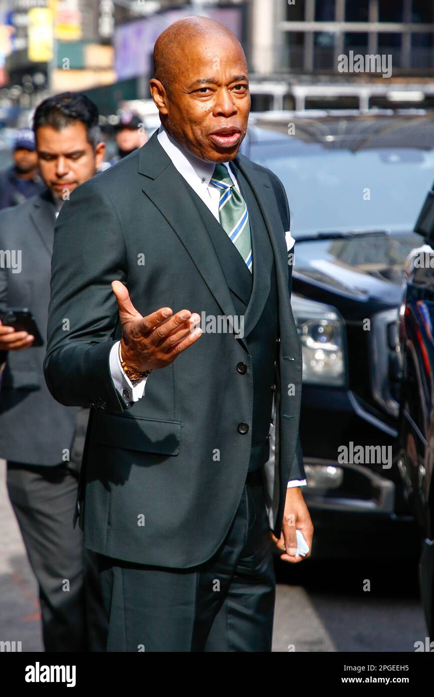 Le maire de New York, Eric Adams, arrive au spectacle « Good Morning America » sur 22 mars 2023 à New York. Credit: Brésil photo Press/Alamy Live News Banque D'Images