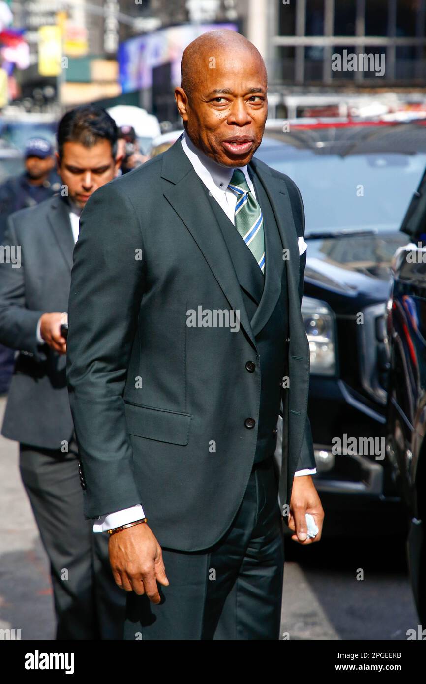 Le maire de New York, Eric Adams, arrive au spectacle « Good Morning America » sur 22 mars 2023 à New York. Credit: Brésil photo Press/Alamy Live News Banque D'Images