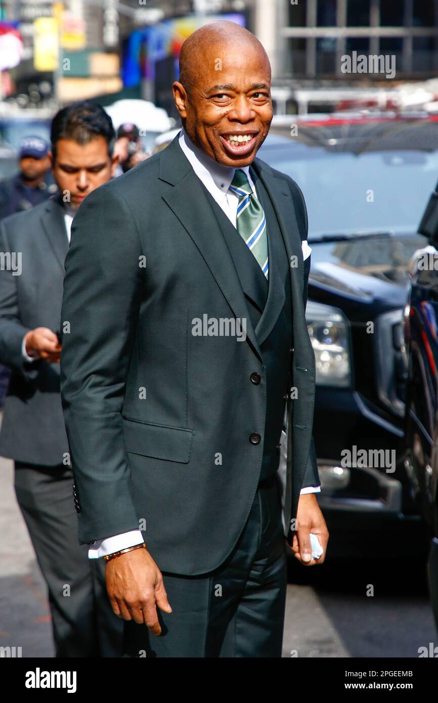 Le maire de New York, Eric Adams, arrive au spectacle « Good Morning America » sur 22 mars 2023 à New York. Credit: Brésil photo Press/Alamy Live News Banque D'Images