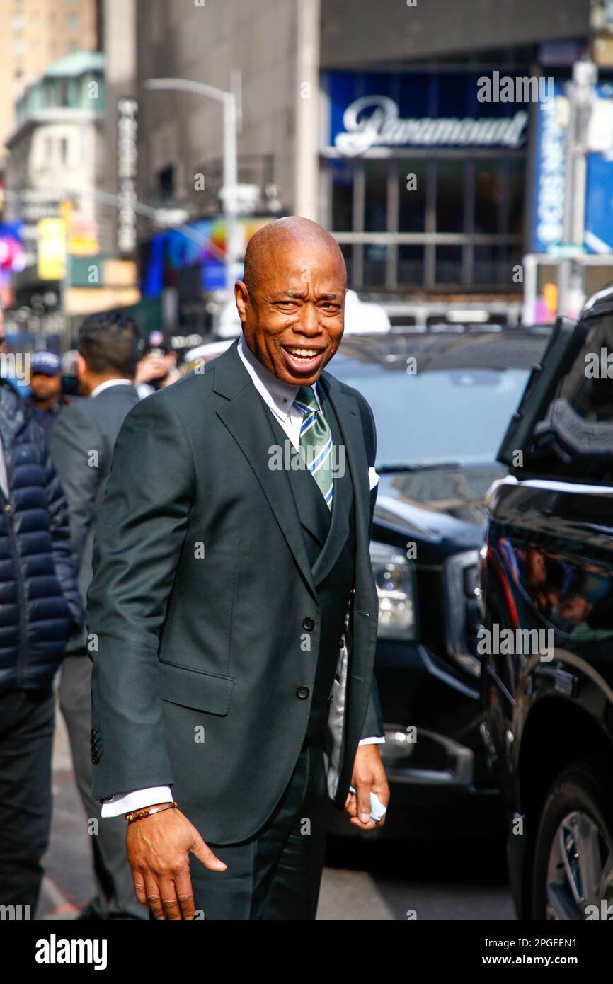 Le maire de New York, Eric Adams, arrive au spectacle « Good Morning America » sur 22 mars 2023 à New York. Credit: Brésil photo Press/Alamy Live News Banque D'Images