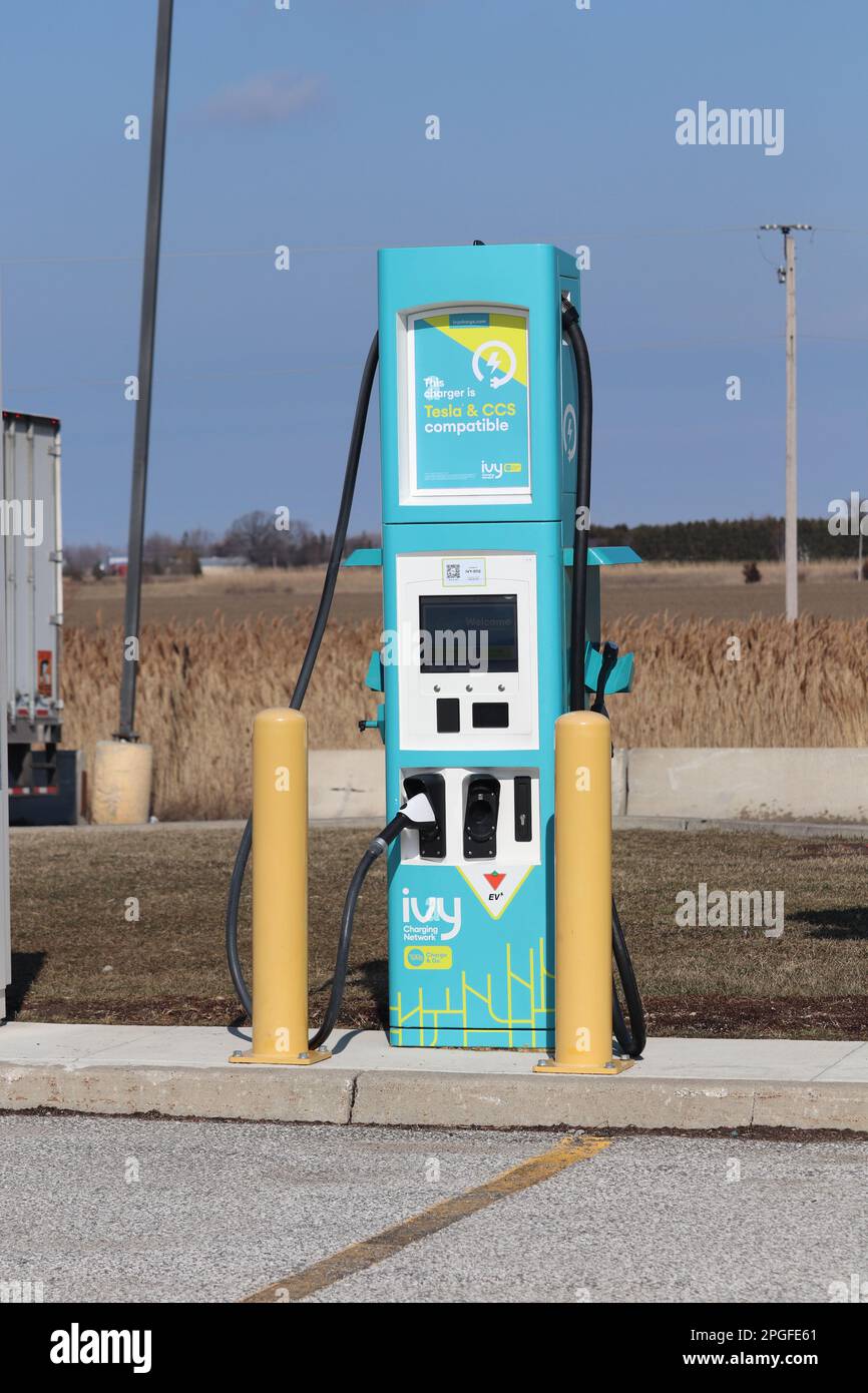 Tilbury, Ontario, Canada 1 mars 2023 Ivy poste de charge de voiture