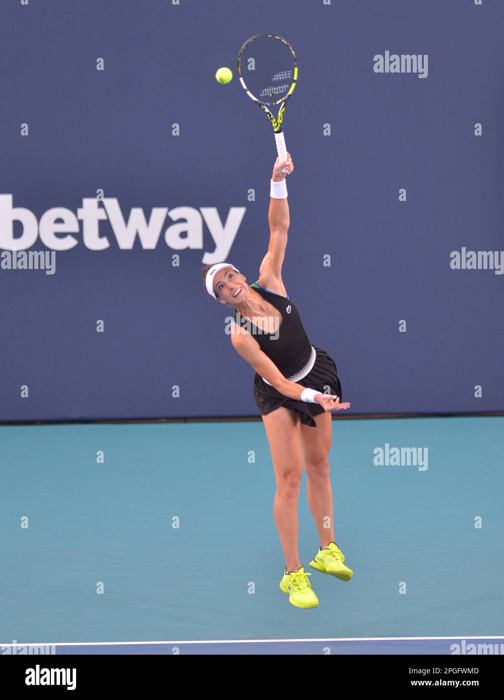 Miami Gardens, États-Unis. 21st mars 2023. MIAMI GARDENS, FLORIDE - MARS 21: Evgeniya Rodina (RUS) contre Bernarda Pera (USA) pendant l'Open de Miami présenté par Itaú premier-match au stade Hard Rock sur 21 mars 2023 dans les jardins de Miami, Floride. (Photo de JL/Sipa USA) crédit: SIPA USA/Alay Live News Banque D'Images