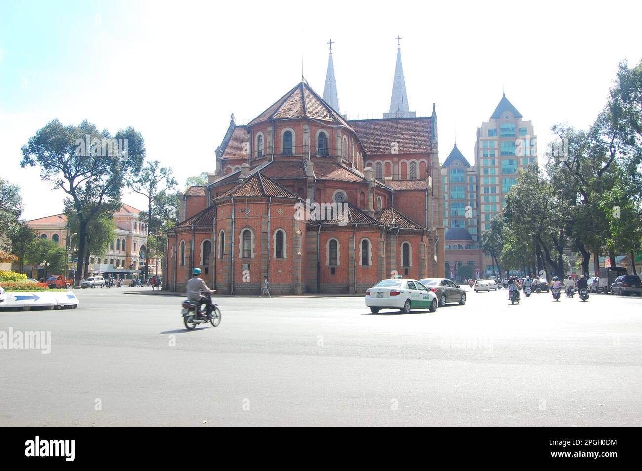 Basilique-cathédrale Notre-Dame de Saigon Banque D'Images