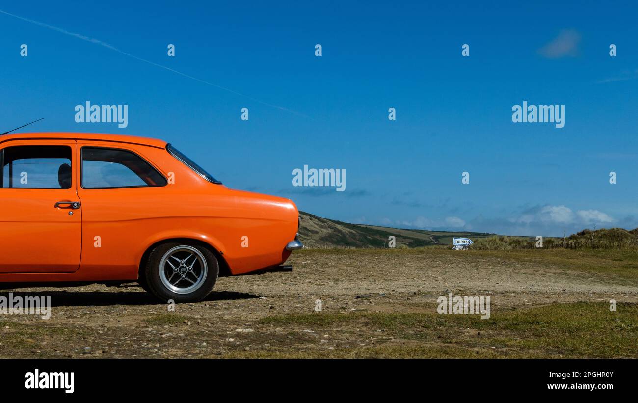 image couleur d'une marque orange d'un accompagnateur ford Banque D'Images