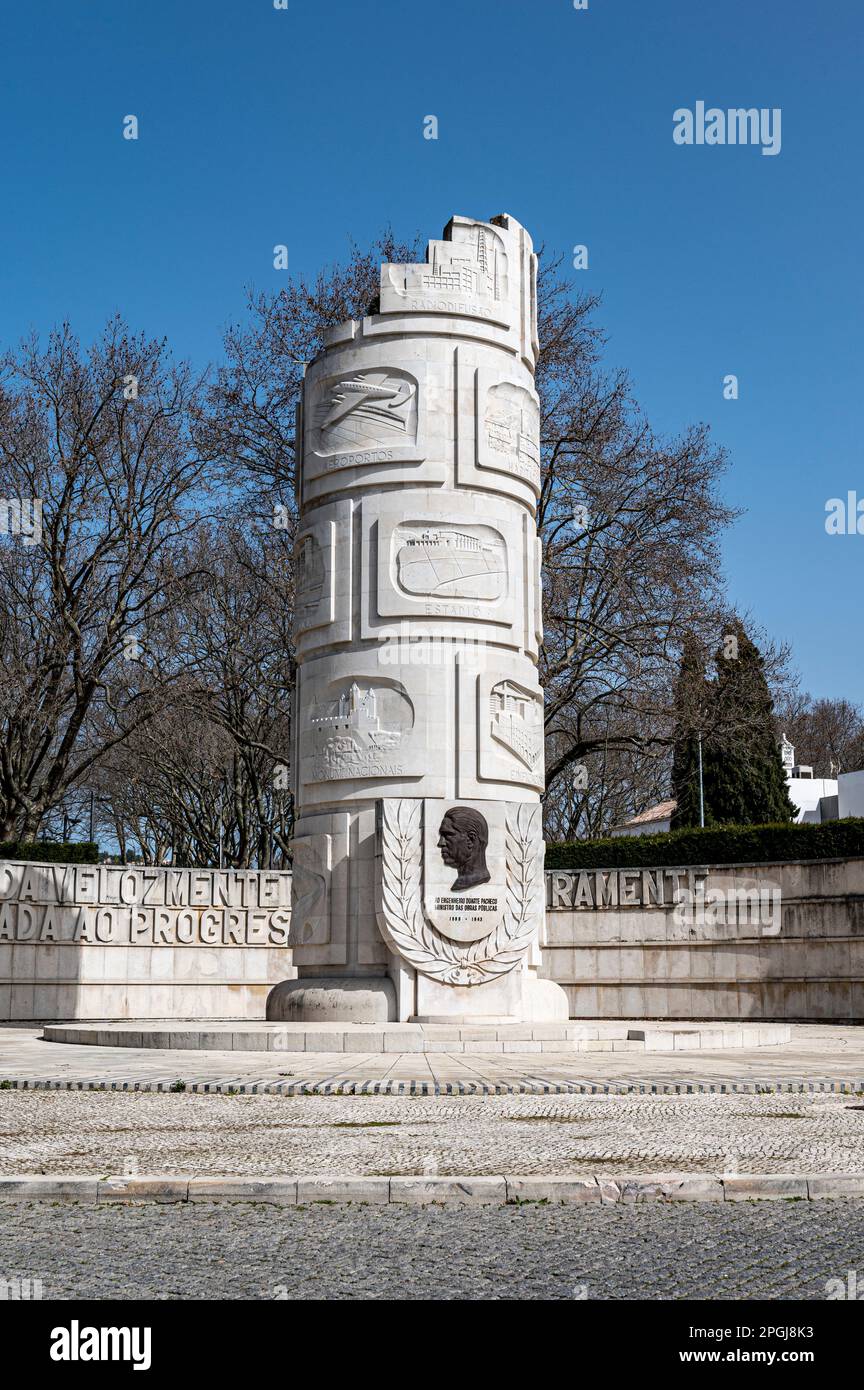 Monument Duarte Pacheco à Loule Portugal Banque D'Images