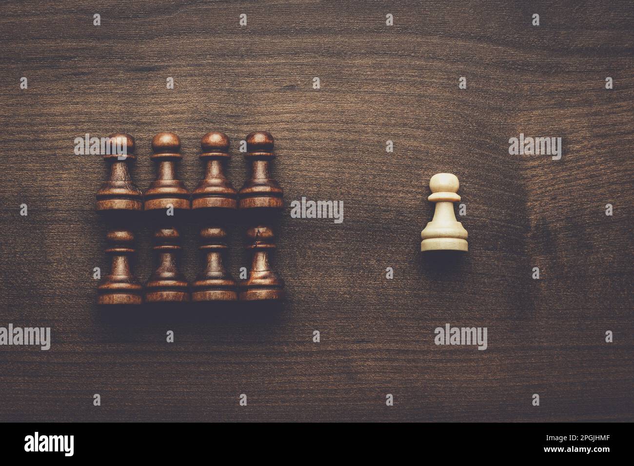 chess unique concept sur le fond en bois Banque D'Images