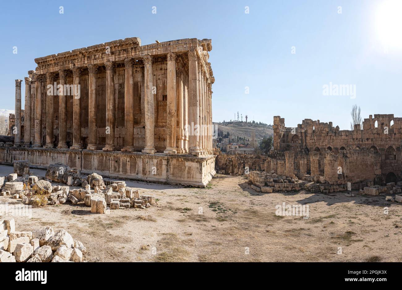 Ruines du temple Jupiter et grande cour d'Heliopolis à Baalbek, vallée de la Bekaa, Liban Banque D'Images