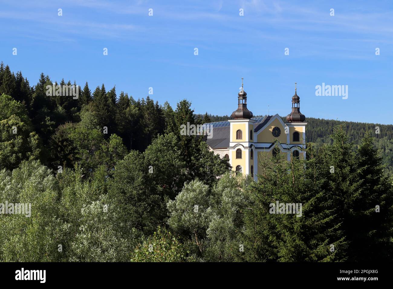 Église de l'Assomption de la Vierge Marie à Neratov, construite en 1723-1733, détruite par l'Armée rouge sur 10 mai 1945, Neratov Banque D'Images