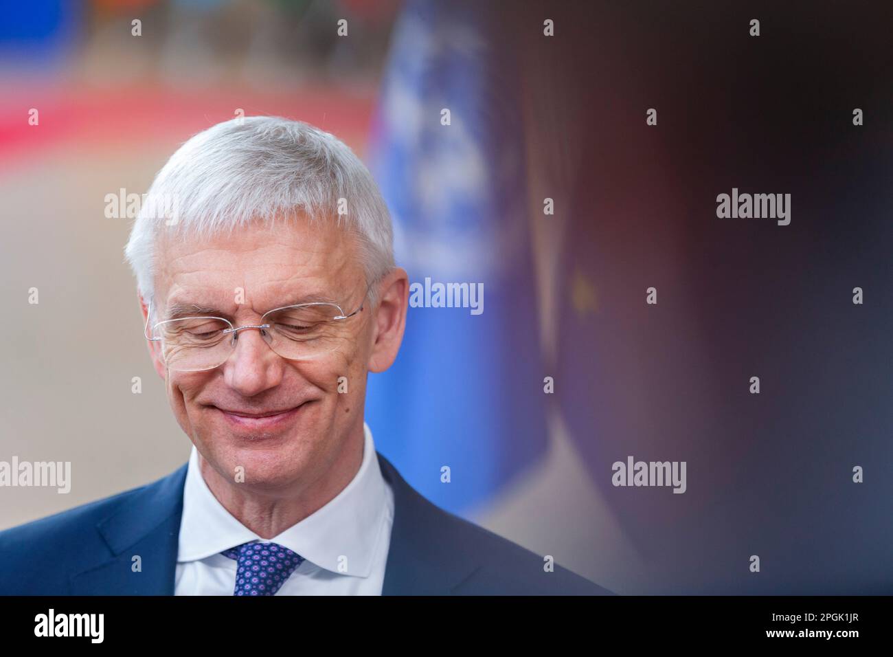 Bruxelles, Belgique. 23rd mars 2023. Nicolas Landemard / le Pictorium - arrivée des chefs d'Etat au sommet européen - 23/3/2023 - Belgique / Bruxelles - Premier ministre letton Krisjanis Karins. Arrivée des chefs d'Etat au sommet de l'UE crédit: LE PICTORIUM/Alay Live News Banque D'Images