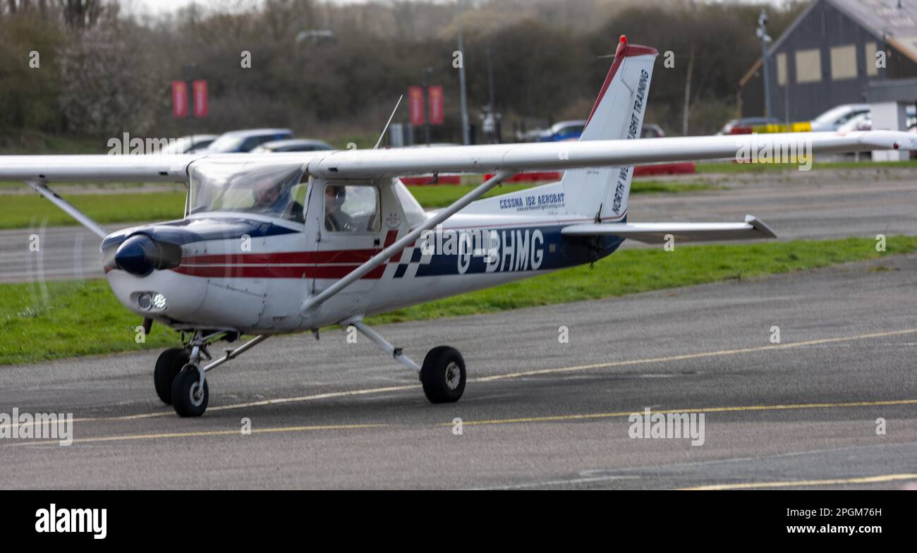 Aérodrome d'aviation générale de North Weald Essex, G-BHMG, Cessna FA152 Aerobal, Banque D'Images