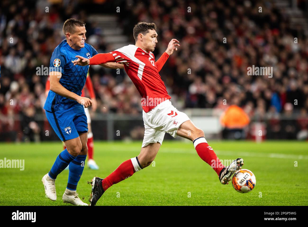 Copenhague, Danemark. 23rd mars 2023. Andreas Christensen (6) du Danemark vu lors du match de qualification de l'UEFA Euro 2024 entre le Danemark et la Finlande à Parken à Copenhague. (Crédit photo : Gonzales photo/Alamy Live News Banque D'Images