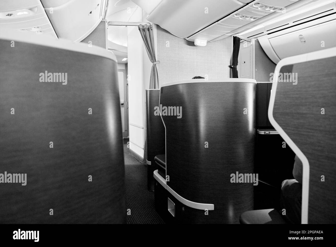Sièges première classe en avion avec sièges à plat Banque D'Images
