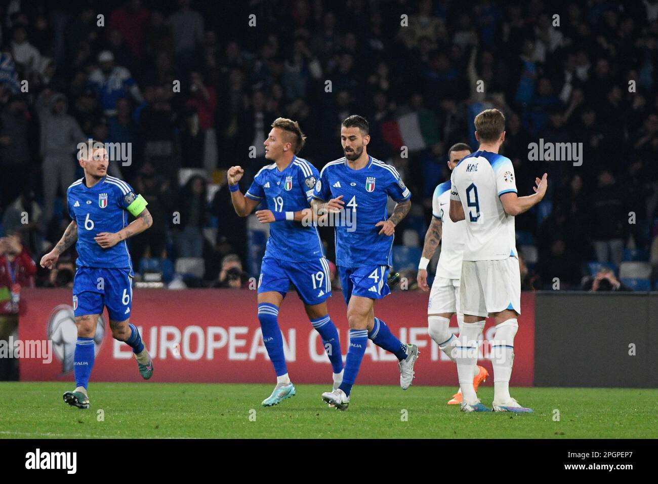 Mateo Retegui d'Italie jubilate après avoir marqué le but 1-2 dans les 56th minutes pendant le match de football, Stadio Diego Armando Maradona, Italie contre Angleterre, 23 mars 2023 (photo par AllShotLive/Sipa USA) Credit: SIPA USA/Alamy Live News Banque D'Images