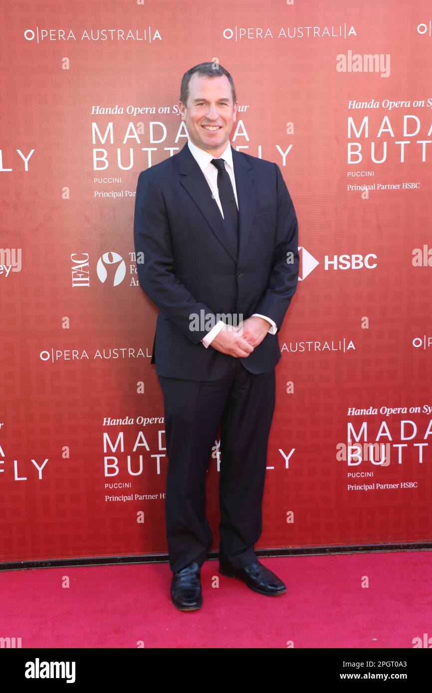 Sydney, Australie. 24th mars 2023. Le fils de la princesse Anne, Peter Phillips, arrive sur le tapis rouge lors de la soirée d'ouverture de l'opéra Madama Butterfly Handa dans le port de Sydney, à Fleet Steps, Mme Macquaries point. Credit: Richard Milnes/Alamy Live News Banque D'Images