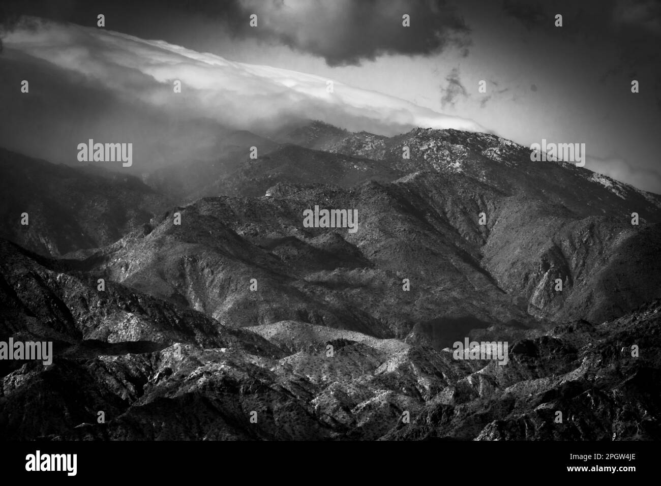 La chaîne de montagnes de Santa Rosa, vue de Thermal, Californie. Banque D'Images