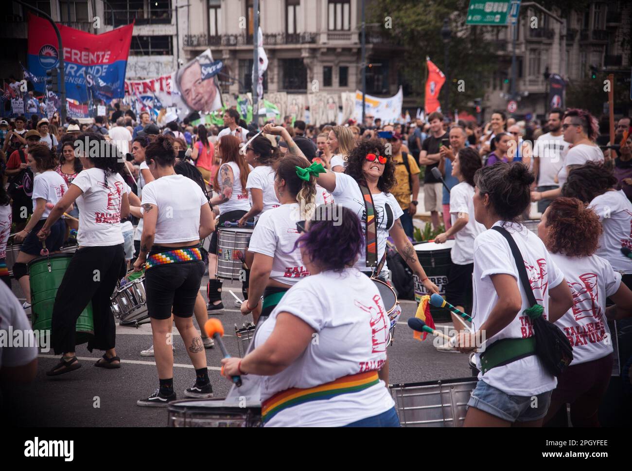 Buenos Aires, capitale fédérale, Argentine. 24th mars 2023. 24 mars est la Journée nationale de la mémoire pour la vérité et la justice et commémore le dernier coup d'État en Argentine, Qui a installé la dictature militaire en 1976.en mettant l'accent sur la promotion des droits de l'homme, la date vise à sensibiliser les gens aux effets et à l'impact sur le présent du régime qui applique le terrorisme d'État et qui est responsable de la disparition de 30 000 personnes. (Credit image: © Roberto Almeida Aveledo/ZUMA Press Wire) USAGE ÉDITORIAL SEULEMENT! Non destiné À un usage commercial ! Banque D'Images