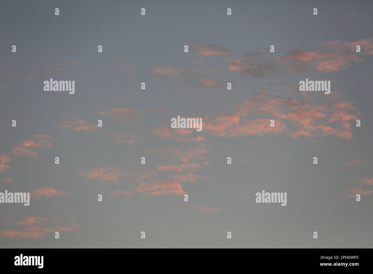 les nuages beaux et colorés le matin Banque D'Images