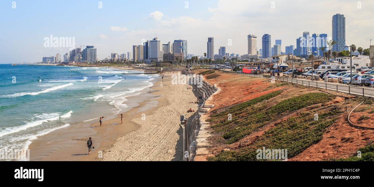 TEL AVIV, ISRAËL - 17 SEPTEMBRE 2017 : vue panoramique sur la côte méditerranéenne de tel Aviv. Banque D'Images