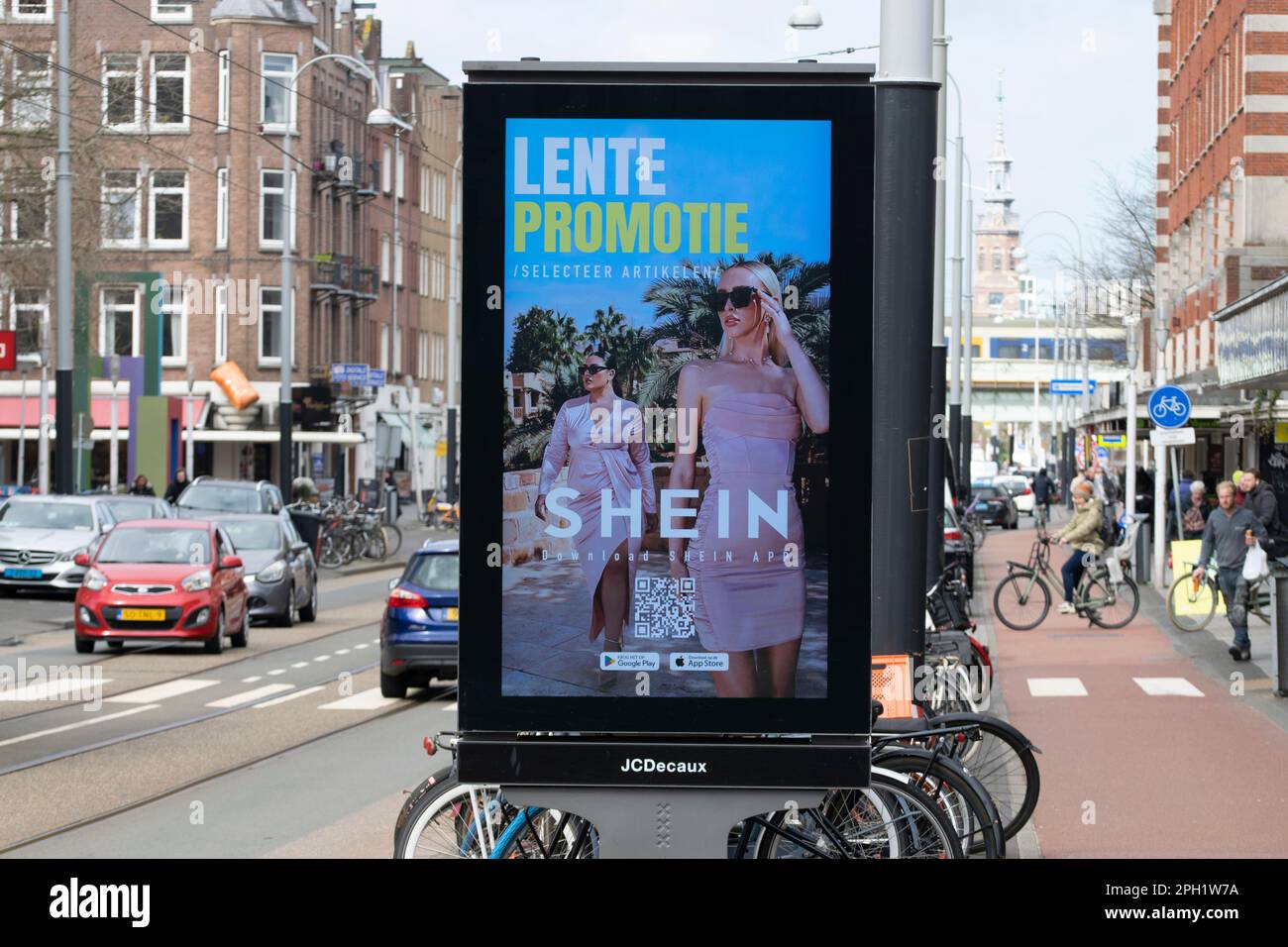 Panneaux publicitaires Shein Fashion à Amsterdam, pays-Bas 23-3-2023 Photo  Stock - Alamy