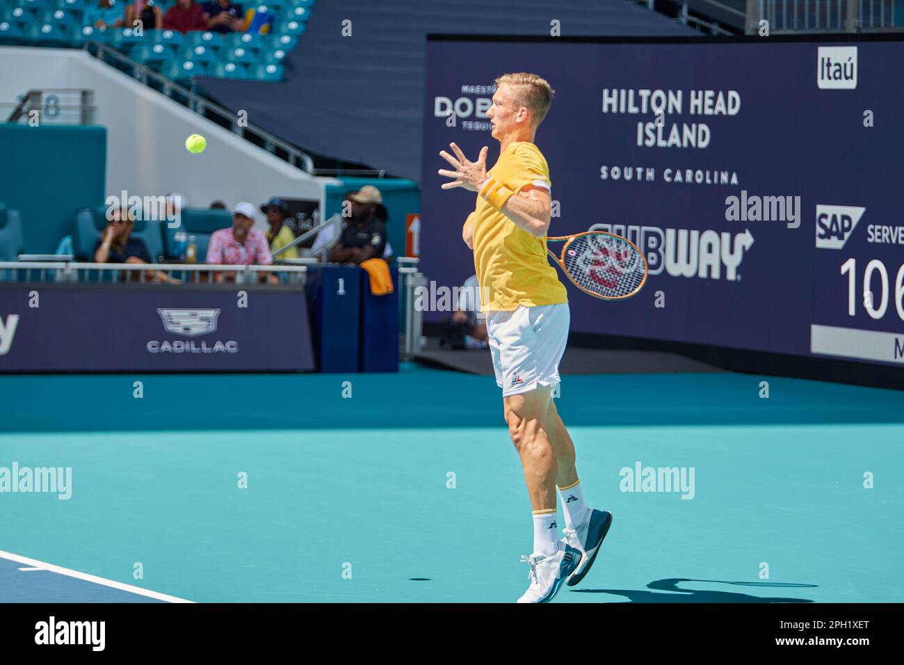 Miami Gardens, Floride, États-Unis. 25th mars 2023. [ATP] J. Lehecka (CZE) vs [18] L. Musetti (ITA) pendant le tournoi mondial de tennis à l'Open de Miami 2023 propulsé par Itau. Credit: Yaroslav Sabitov/YES Market Media/Alay Live News. Banque D'Images