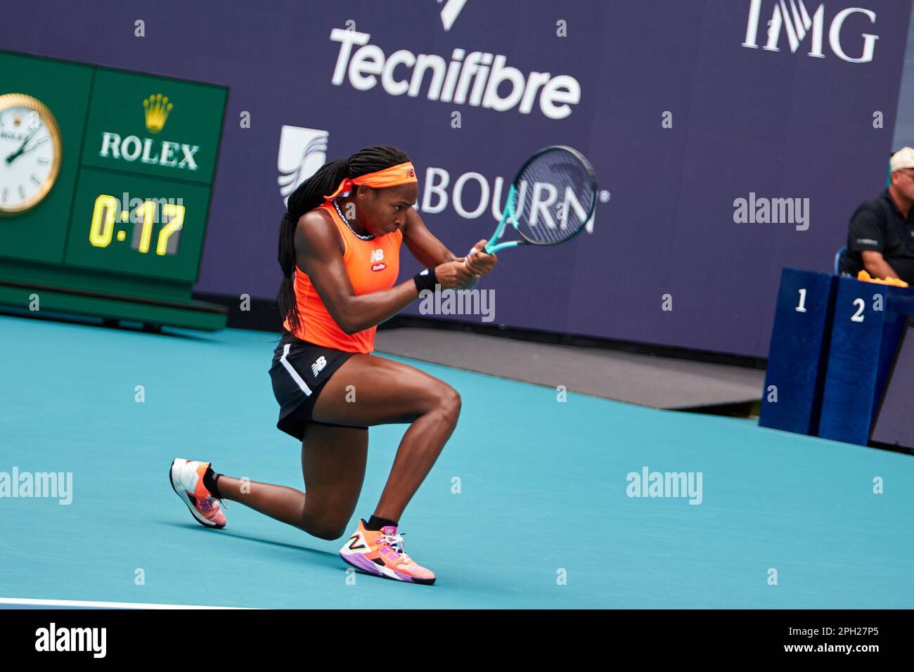 Miami Gardens, Floride, États-Unis. 25th mars 2023. [WTA] [27] A. Potapova vs [6] C. Gauff (Etats-Unis) pendant le tournoi mondial de tennis à l'Open de Miami 2023 propulsé par Itau. Credit: Yaroslav Sabitov/YES Market Media/Alay Live News. Banque D'Images