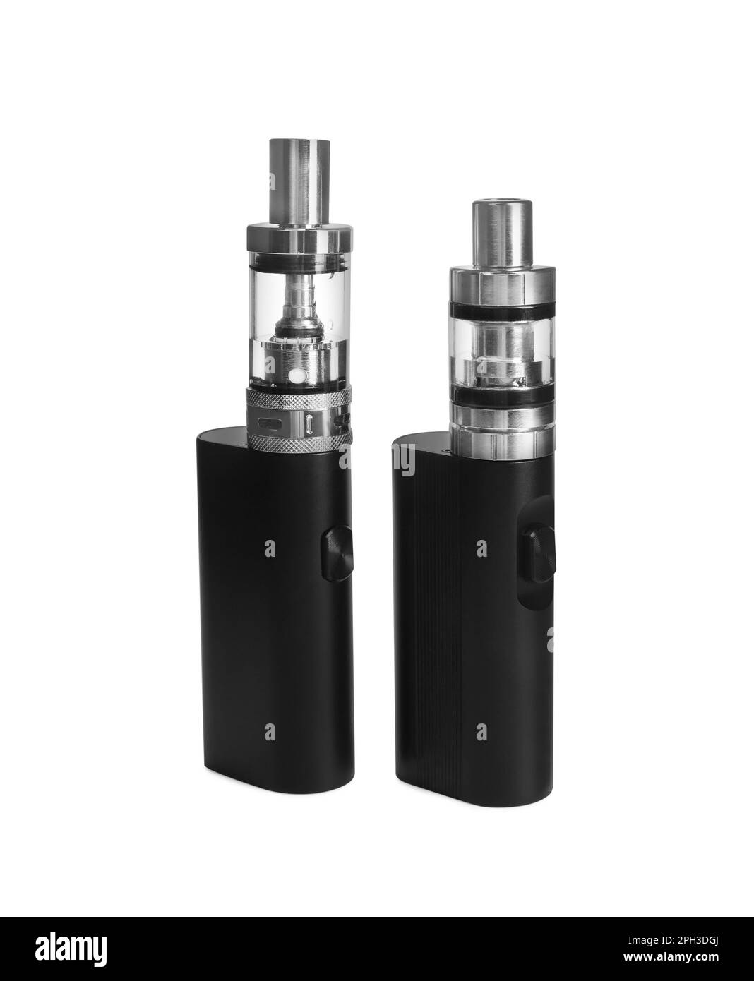 Cigarettes électroniques sur fond blanc. Alternative fumeurs Banque D'Images