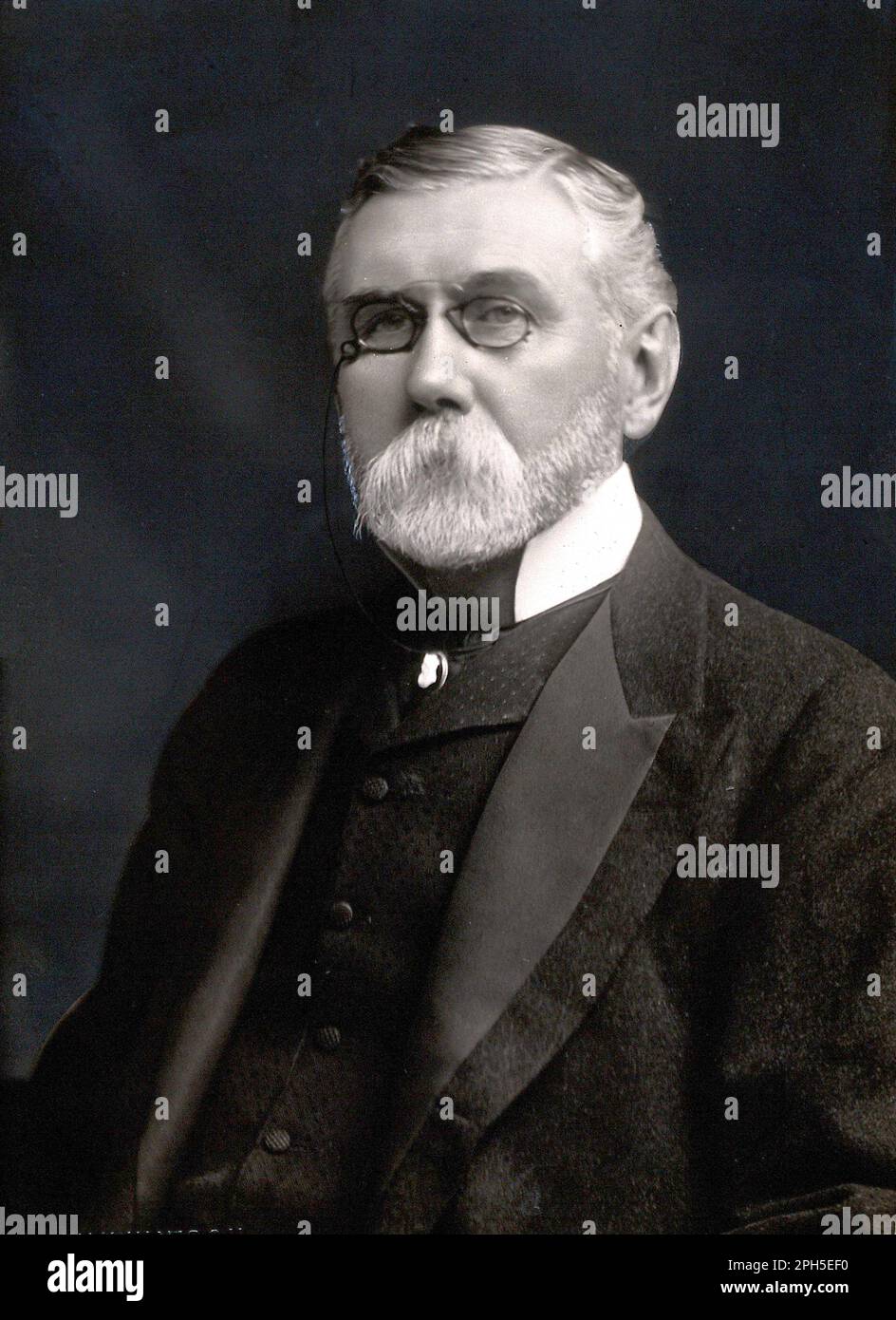Le portrait de Sir John Halliday Croom, 1847 – 1923, était un chirurgien écossais et un auteur médical, photographie vintage du début de 1900s Banque D'Images