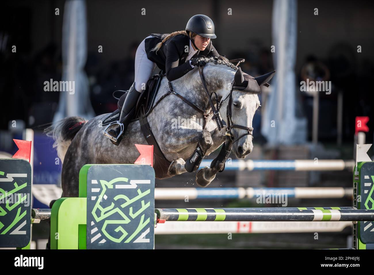 Jacqueline Steffens-Daley, pilote de la coupe des Nations d'équipe Canada, participe à un grand tournoi de saut au spectacle de la Ligue lors des tournois d'Angelstone en 2022. Banque D'Images