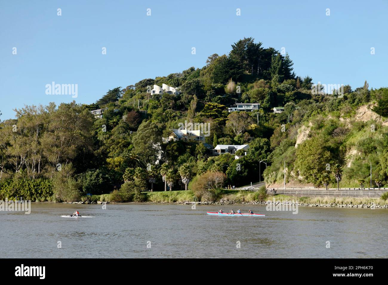 Rivière Whanganui avec kayaks sur l'île nord de la Nouvelle-Zélande Banque D'Images