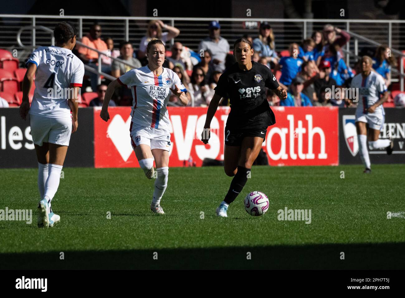 Washington, États-Unis. 26th mars 2023. Spirit Forward Trinity Rodman dribbles le ballon lors d'un match de football Washington Spirit contre OL Reign dans la National Women's Soccer League (NWSL), à Audi Field, le dimanche, 26 mars 2023. (Graeme Sloan/Sipa USA) Credit: SIPA USA/Alay Live News Banque D'Images