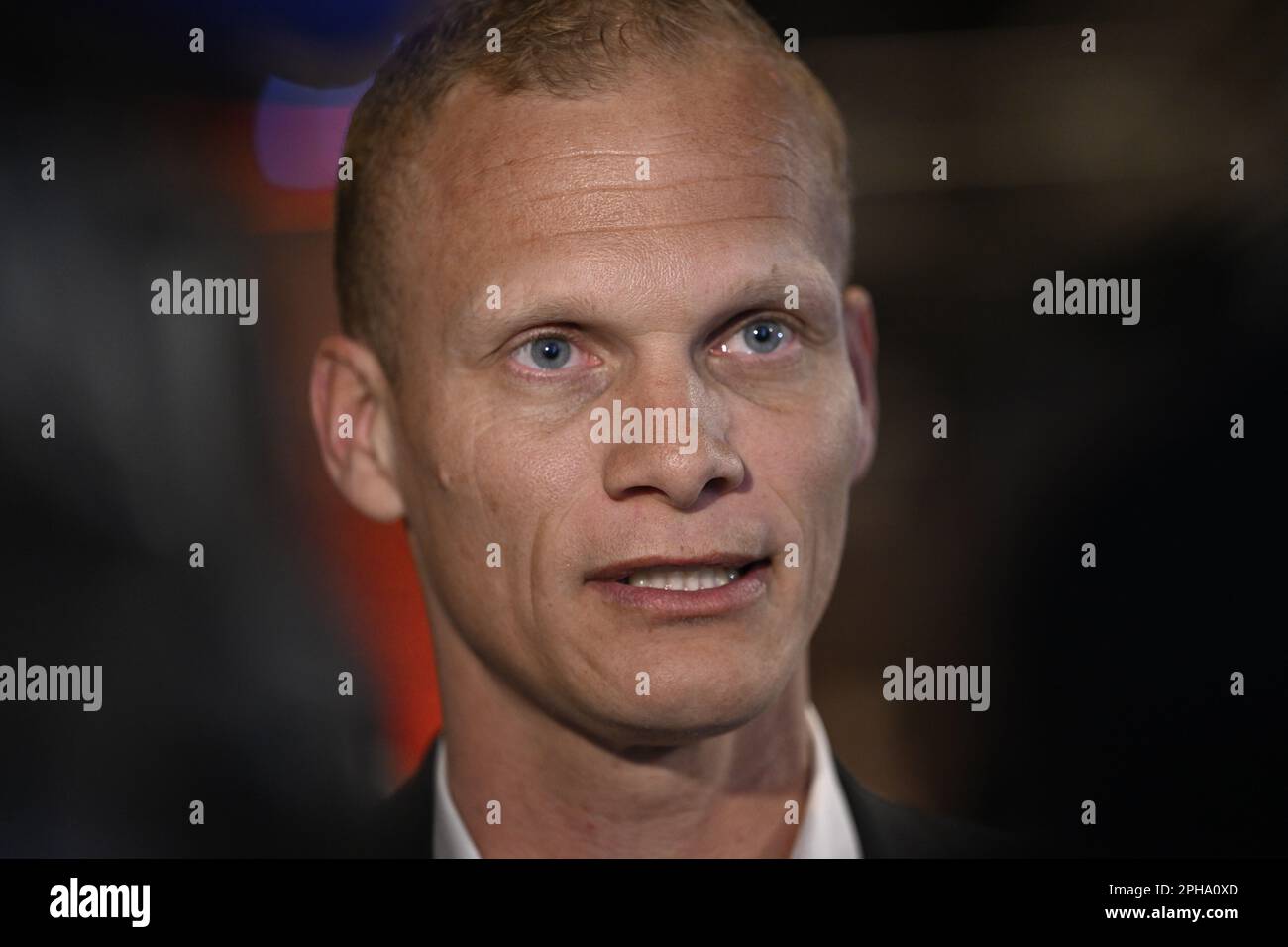 Grimbergen, Belgique. 27th mars 2023. Karel Geraerts, entraîneur en chef de l'Union, s'entretient avec la presse lors d'une cérémonie du "Prix Raymond Goethals" pour l'entraîneur dont le style était le plus proche du style de Goethals, le lundi 27 mars 2023, à Grimbergen. BELGA PHOTO LAURIE DIEFFEMBACQ crédit: Belga News Agency/Alay Live News Banque D'Images