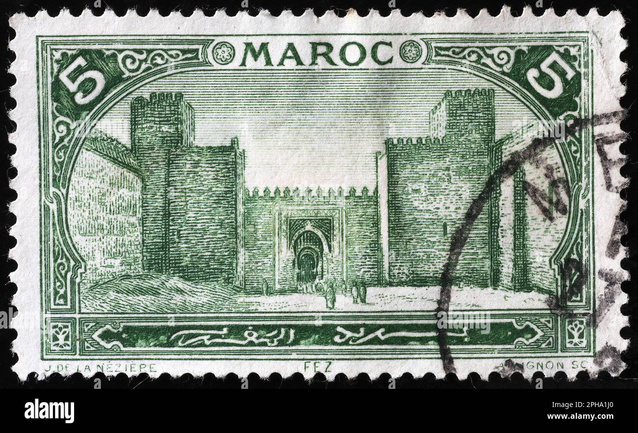 Ancienne Porte De F s Sur Timbre poste Marocain D poque Photo Stock ancienne-porte-de-f-s-sur-timbre-poste-marocain-d-poque-photo-stock