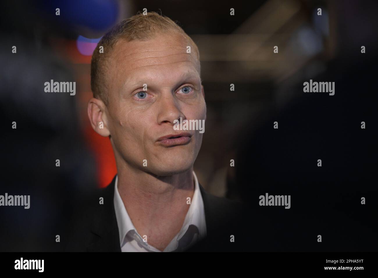 Grimbergen, Belgique. 27th mars 2023. Karel Geraerts, entraîneur en chef de l'Union, s'entretient avec la presse lors d'une cérémonie du "Prix Raymond Goethals" pour l'entraîneur dont le style était le plus proche du style de Goethals, le lundi 27 mars 2023, à Grimbergen. BELGA PHOTO LAURIE DIEFFEMBACQ crédit: Belga News Agency/Alay Live News Banque D'Images