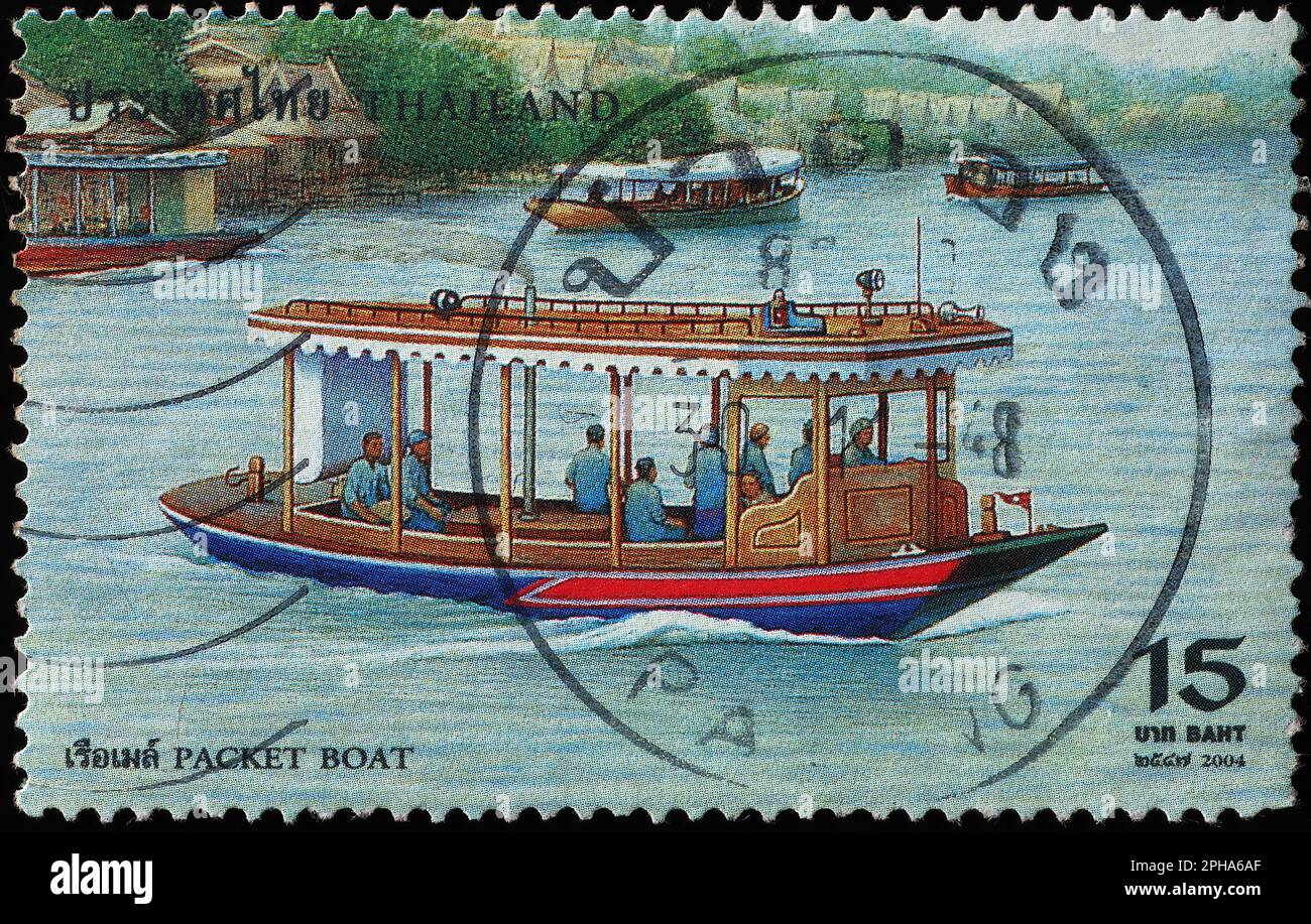 Bateau à paquet traversant la rivière Chao Phraya sur le timbre-poste thaïlandais Banque D'Images