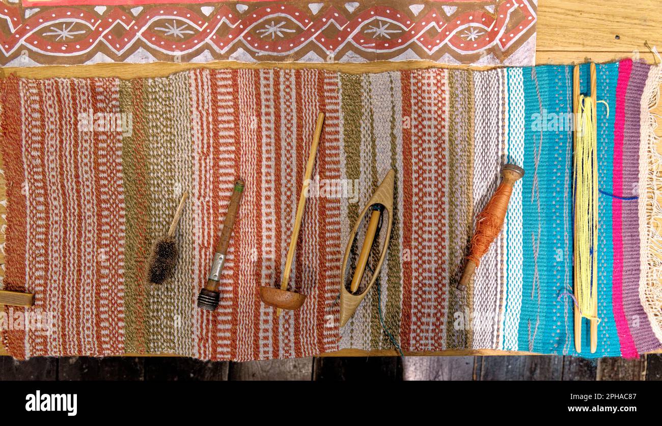 Outils de métier à tisser en bois au Tudor House Museum Worcester, Worcestershire, Angleterre, Royaume-Uni - 28th de janvier 2023 Banque D'Images