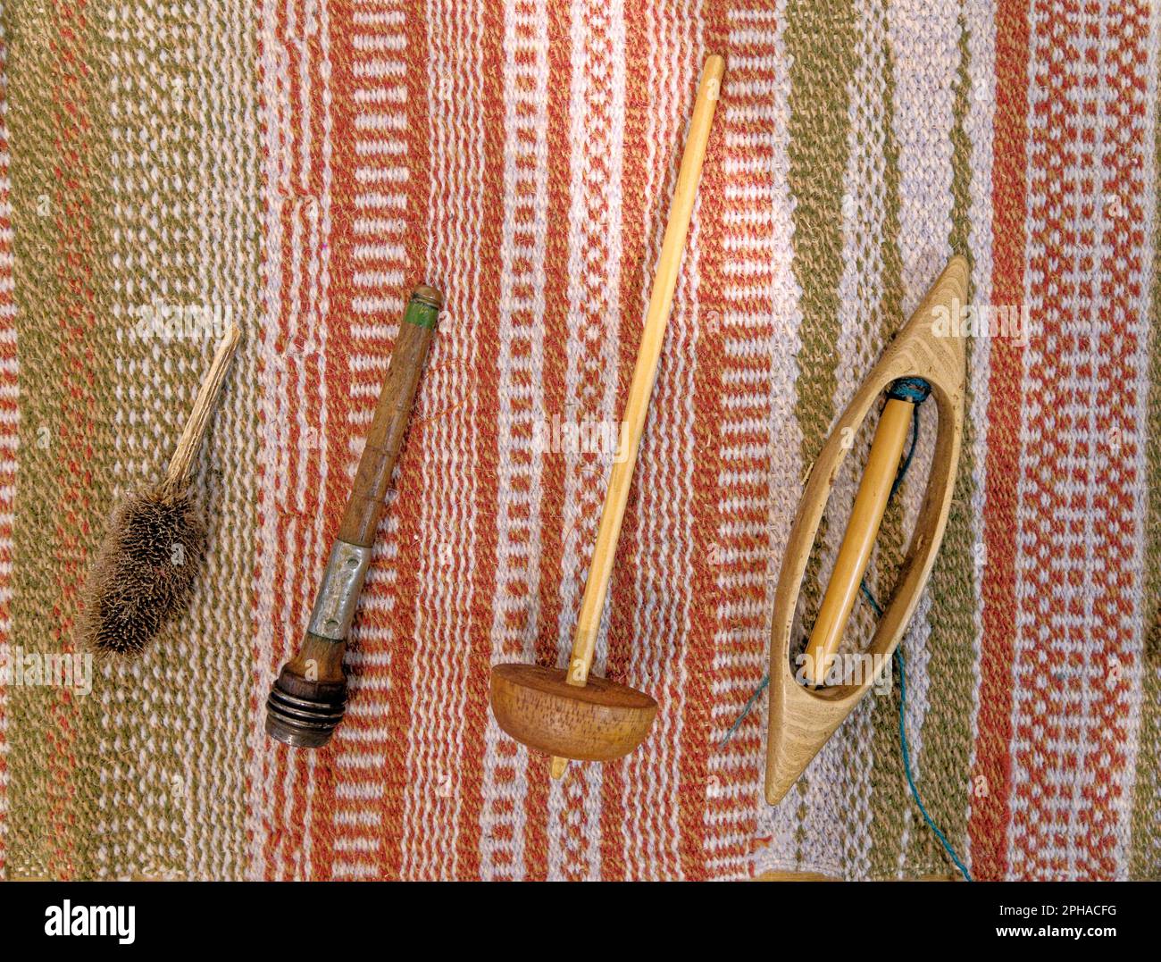 Outils de métier à tisser en bois au Tudor House Museum Worcester, Worcestershire, Angleterre, Royaume-Uni - 28th de janvier 2023 Banque D'Images