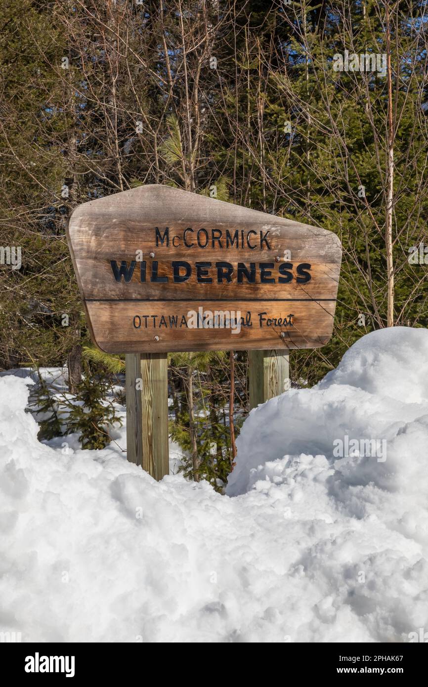 Panneau pour la région sauvage de McCormick, forêt nationale d'Ottawa, Upper Peninsula, Michigan, États-Unis Banque D'Images