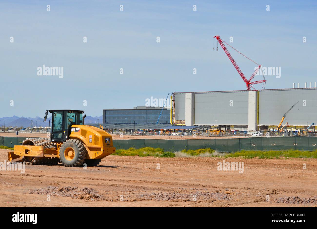 Phoenix, Arizona - 08 mars 2023 : construction en cours de la société taïwanaise de fabrication de semi-conducteurs (TSMC) wafer Fab 21 dans le nord de Phoenix. Banque D'Images