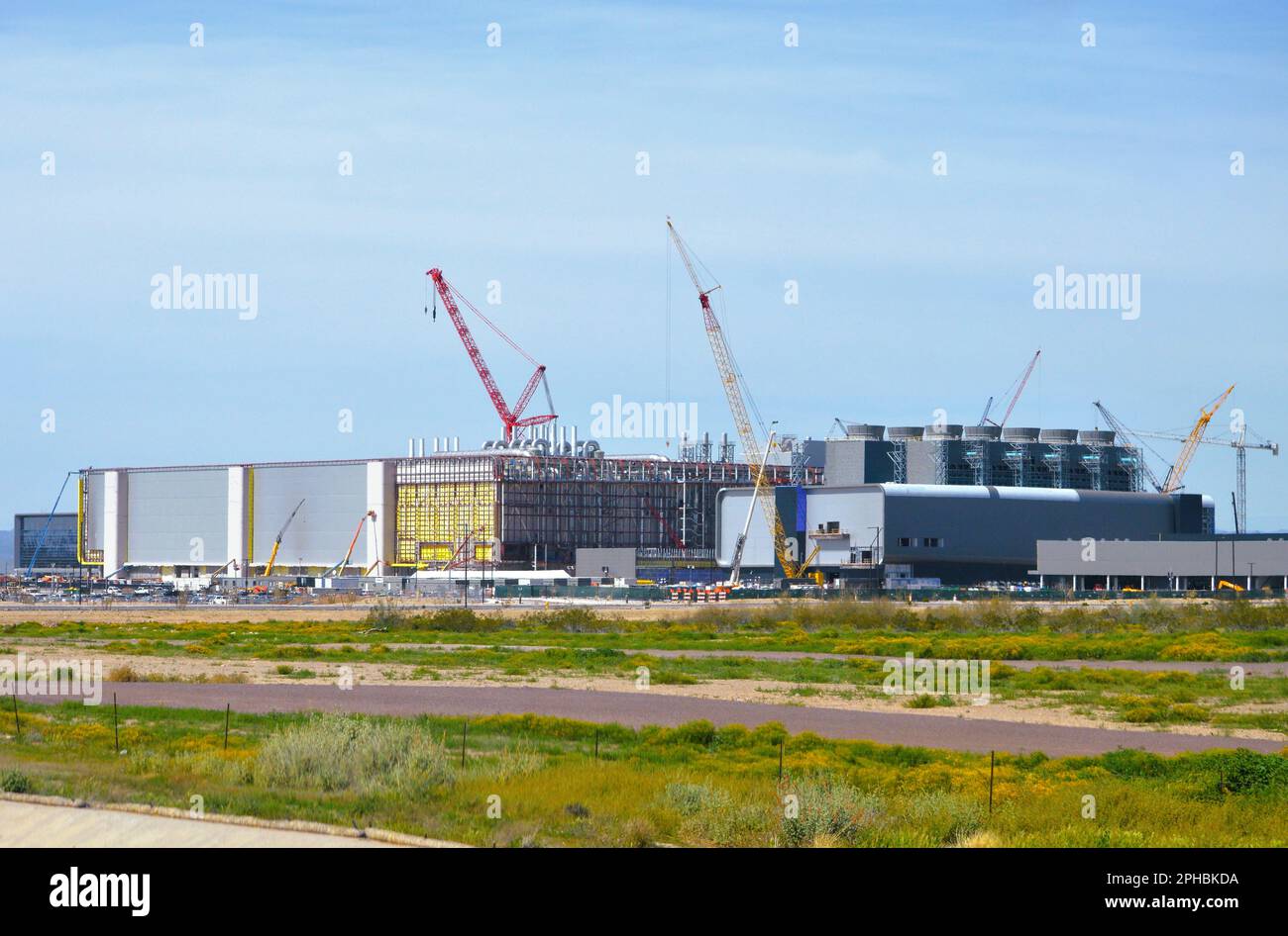 Phoenix, Arizona - 08 mars 2023 : construction en cours de la société taïwanaise de fabrication de semi-conducteurs (TSMC) wafer Fab 21 dans le nord de Phoenix. Banque D'Images