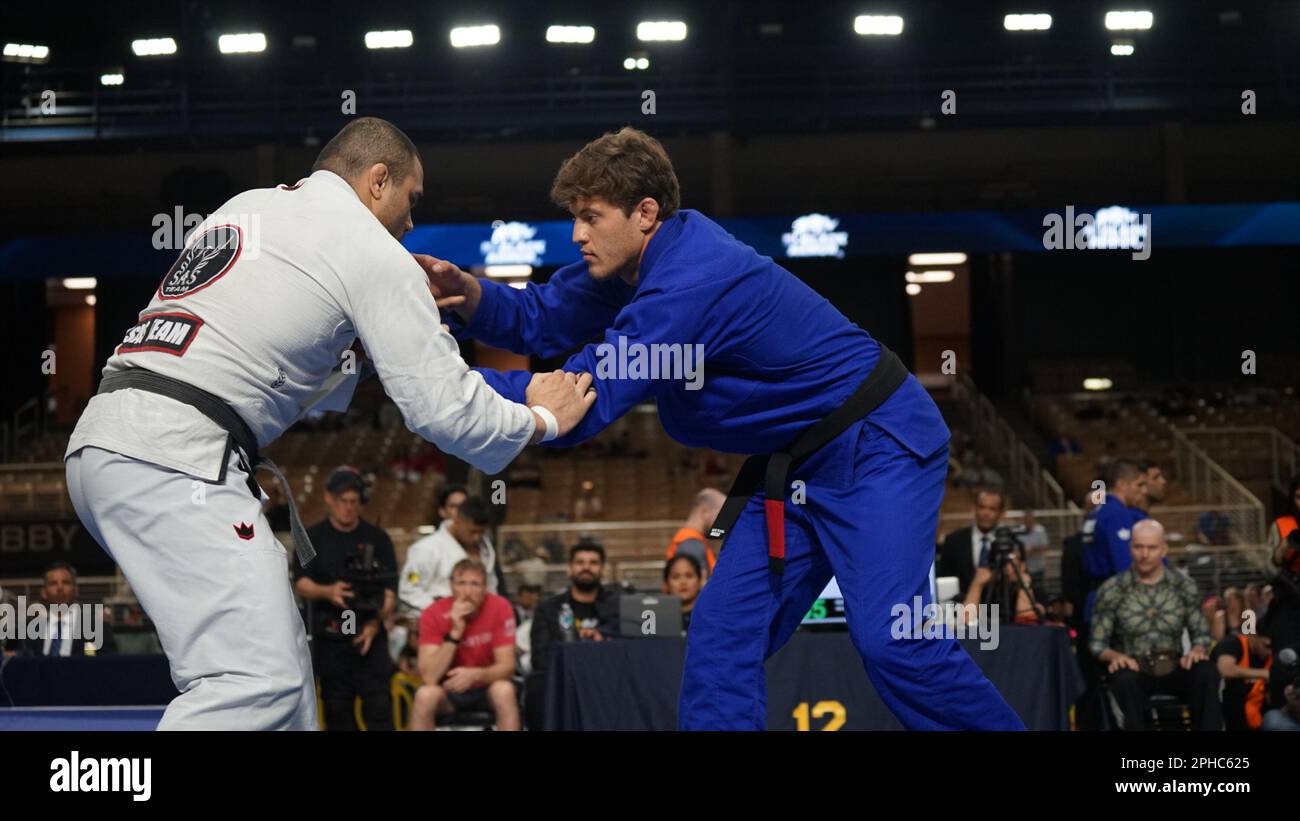 Orlando, Floride, États-Unis. 26th mars 2023. ORLANDO, FLORIDE - MARS 26: Nicholas de Barcellos Meregali (Renzo Gracie) contre Jose Inacio dos Santos (réaction MMA/SAS)duringIBJJF PAN AMS 2023 au parc du patrimoine Osceola. (Credit image: © Marcelo Woo/PX Imagens via ZUMA Press Wire) USAGE ÉDITORIAL SEULEMENT! Non destiné À un usage commercial ! Banque D'Images