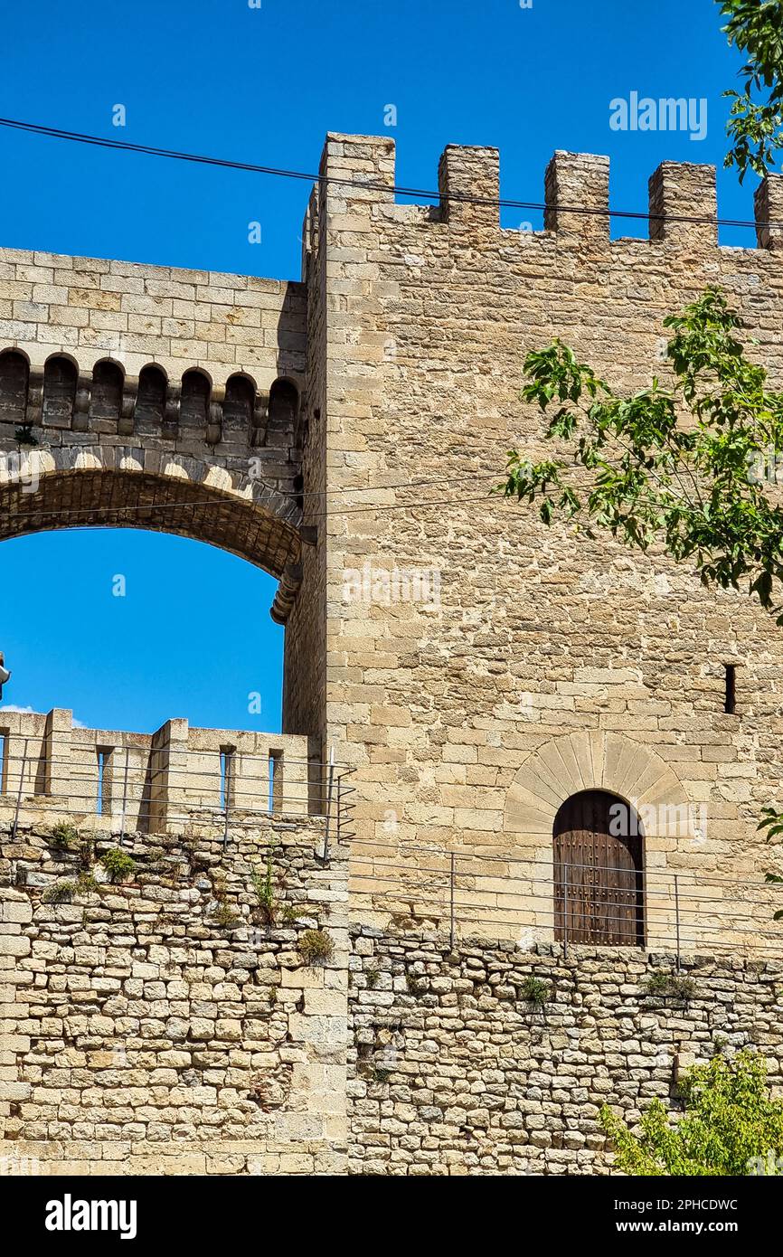 Les murs médiévaux de Morella sont un exemple étonnant de fortification de l'architecture en Espagne, avec une histoire riche, une signification culturelle, et un souffle Banque D'Images