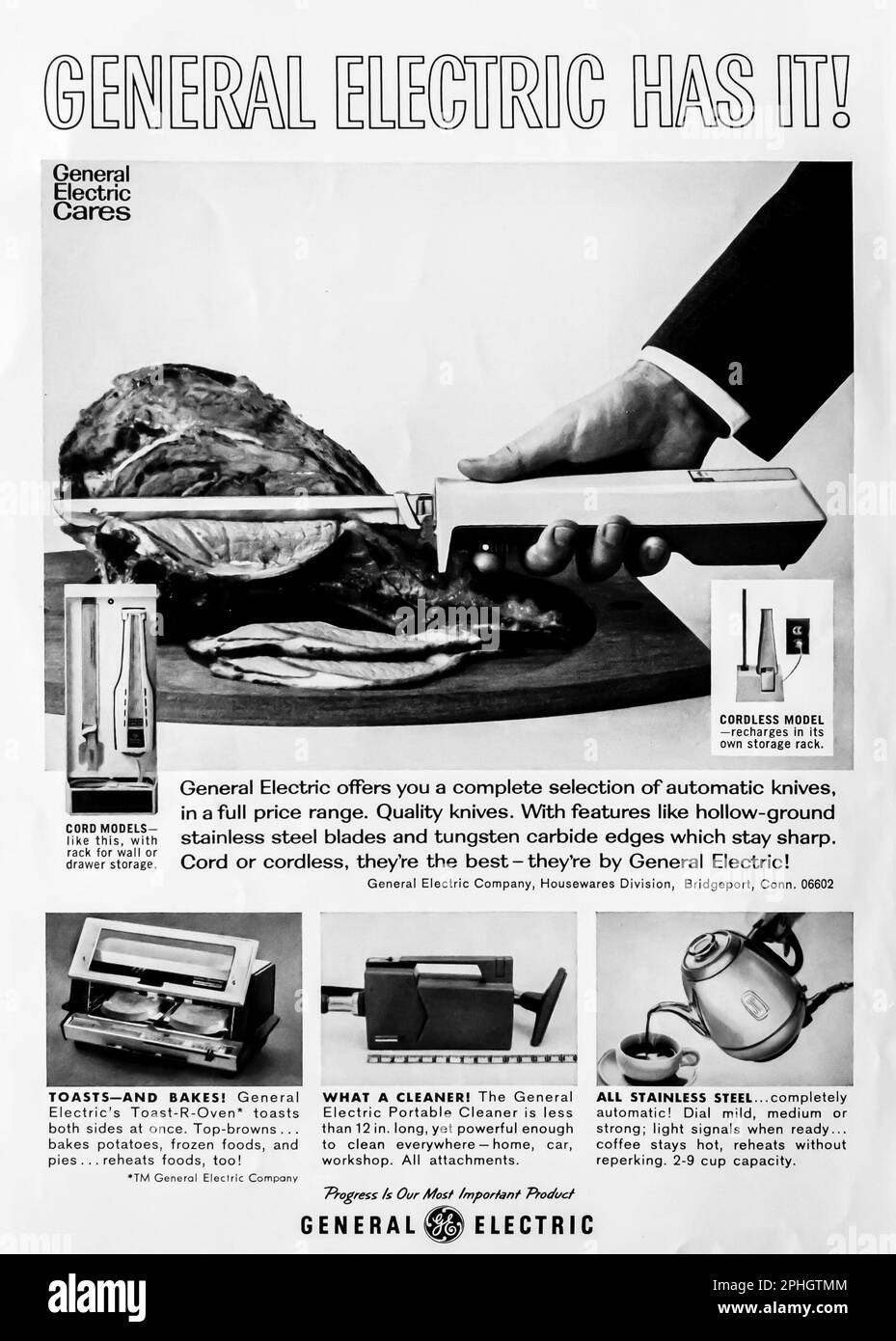 Publicité sur les appareils électroniques General Electric dans un magazine NatGeo juin 1966 Banque D'Images
