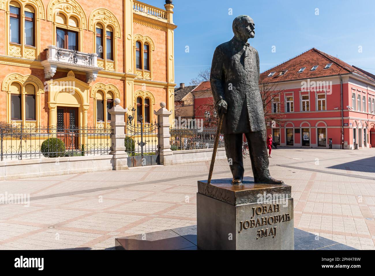 Novi Sad, Serbie - 24 mars 2023: Statue de Jovan Jovanovic aka Cika Jova Zñ, poète et docteur célèbre, le premier écrivain serbe qui a écrit la poésie int Banque D'Images