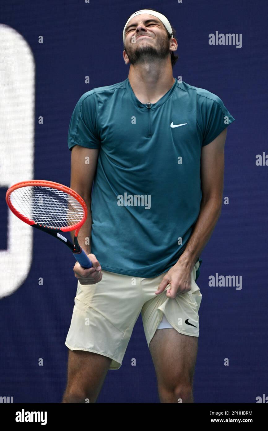 Miami FL, États-Unis. 28th mars 2023. Taylor Fritz vs Holger Rune au jour 7 de l'ouverture 2023 de Miami au Hard Rock Stadium sur 28 mars 2023 à Miami, en Floride. Crédit : Mpi04/Media Punch/Alamy Live News Banque D'Images Miami FL, États-Unis. 28th mars 2023. Taylor Fritz vs Holger Rune au jour 7 de l'ouverture 2023 de Miami au Hard Rock Stadium sur 28 mars 2023 à Miami, en Floride. Crédit : Mpi04/Media Punch/Alamy Live News Banque D'Images