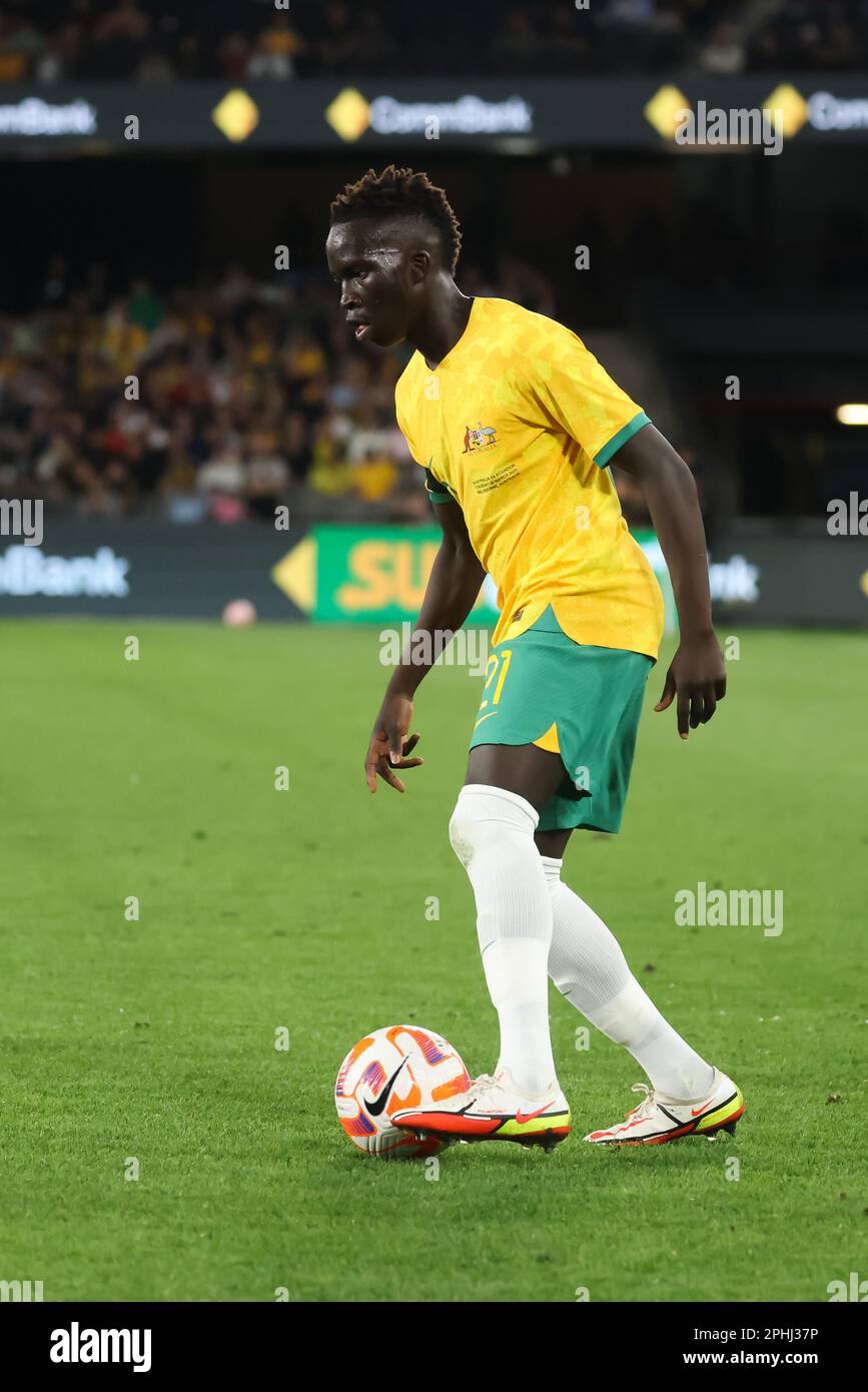 Melbourne, Victoria, Australie. 28th mars 2023. MELBOURNE, AUSTRALIE - 28 MARS : Garang Kuol d'Australie lors d'un match international entre les Socceroos d'Australie et l'Équateur au stade Marvel sur 28 mars 2023 à Melbourne, en Australie. (Credit image: © Chris Putnam/ZUMA Press Wire) USAGE ÉDITORIAL SEULEMENT! Non destiné À un usage commercial ! Banque D'Images