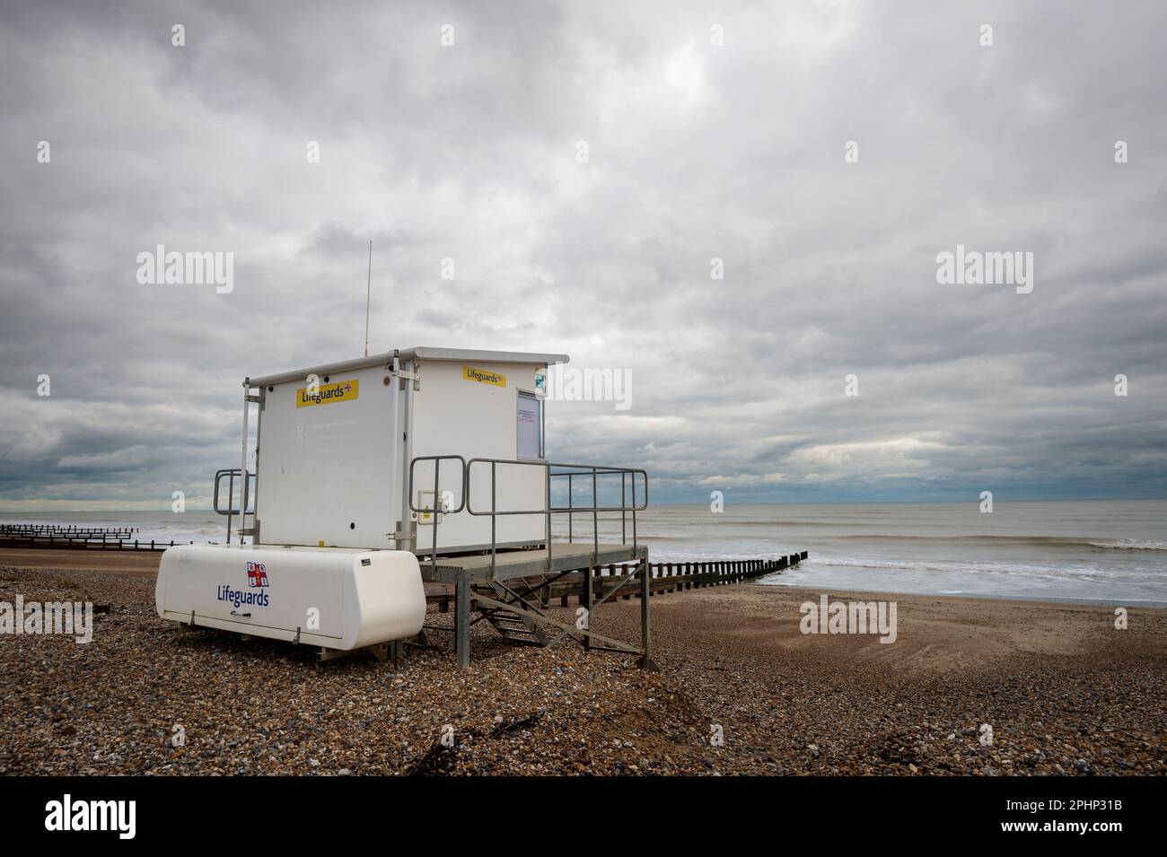 Station de sauvetage RNLI sur le front de mer de Littlehampton Banque D'Images