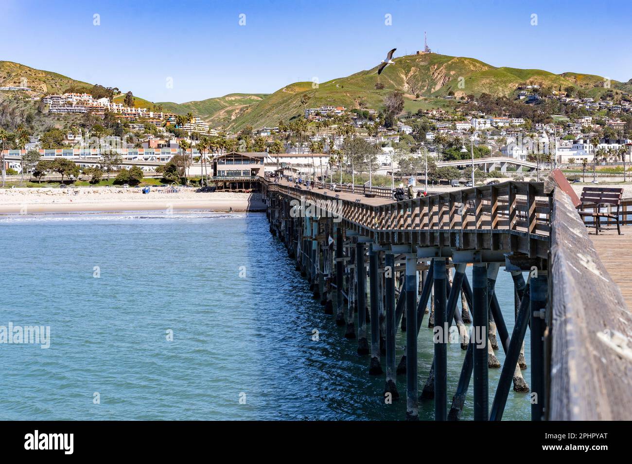 Vue sur le paysage urbain de Ventura depuis la jetée de Ventura. Banque D'Images
