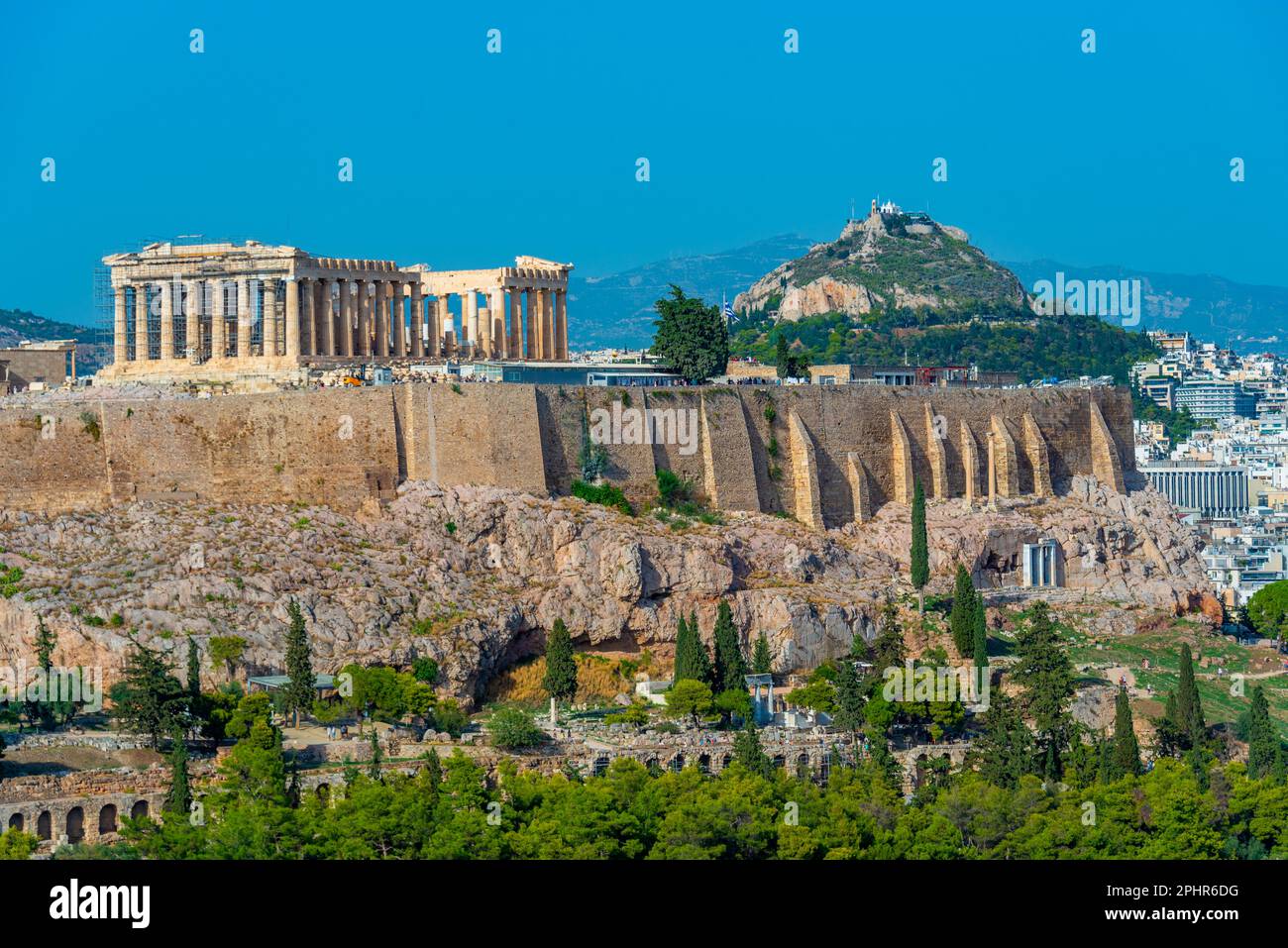 Vue panoramique sur l'Acropole dans la capitale grecque Athènes. Banque D'Images